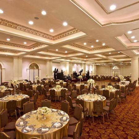 Safi Royal Luxury Valle San Pedro Garza Garcia Екстер'єр фото The ballroom