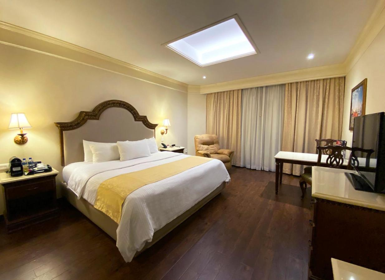 Safi Royal Luxury Valle San Pedro Garza Garcia Екстер'єр фото Deluxe Room