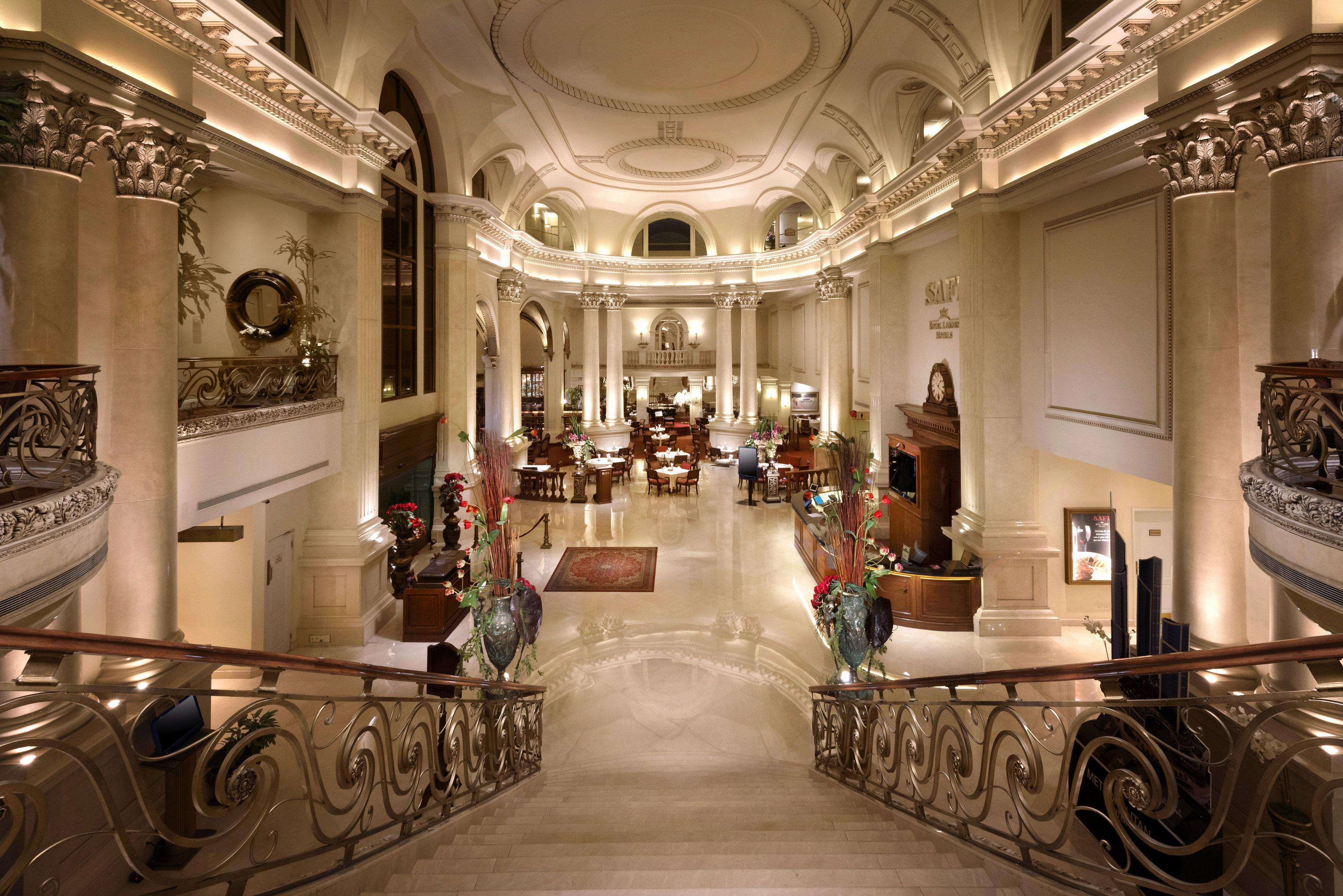 Safi Royal Luxury Valle San Pedro Garza Garcia Екстер'єр фото The lobby of the Four Seasons Hotel
